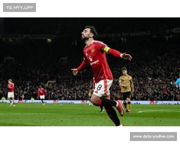 曼联反击犀利 B费射门中柱差点扩大比分